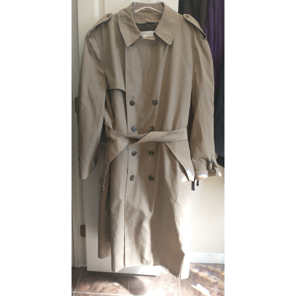 Vintage London Fog 48 Regular Men's Khaki Double-Breasted Lined Full Trench Coat